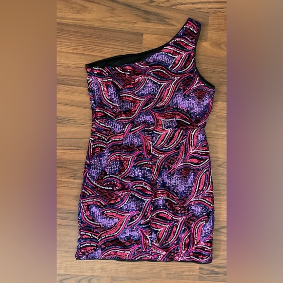 Lulu's Blue and Pink  Dress for Prom - Picture 5 of 10